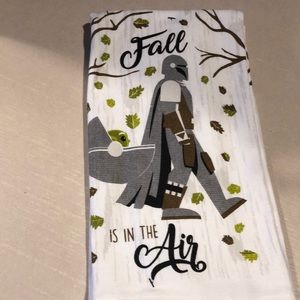 New 2 pack of Star Wars kitchen towels